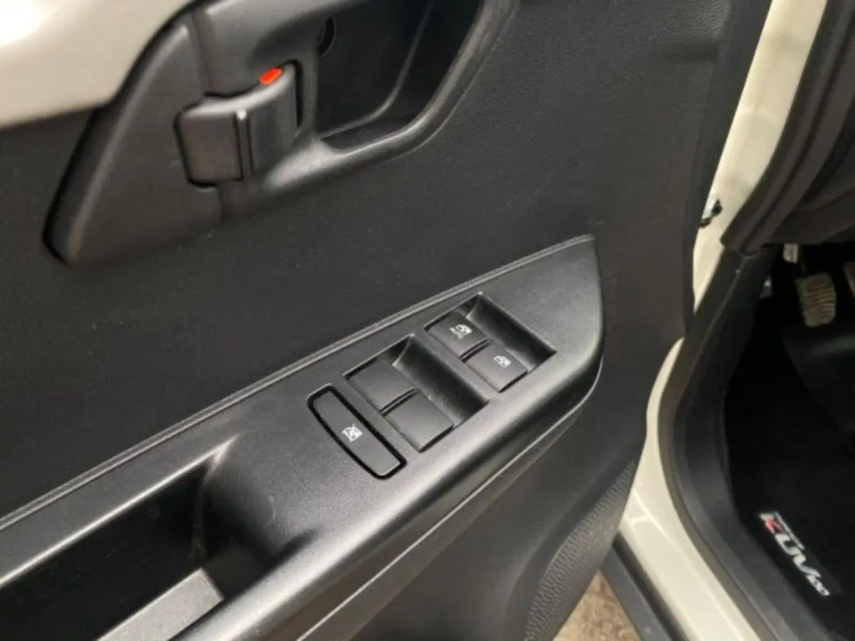 Mahindra KUV100 usata a Cuneo (12)