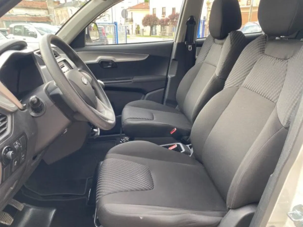 Mahindra KUV100 usata a Cuneo (10)