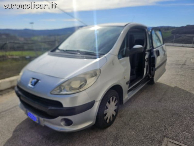 Peugeot 1007 usata a Campobasso (4)