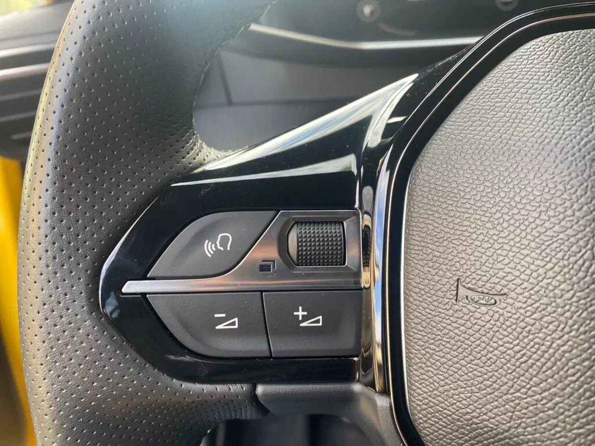 Peugeot 208 usata a Torino (13)