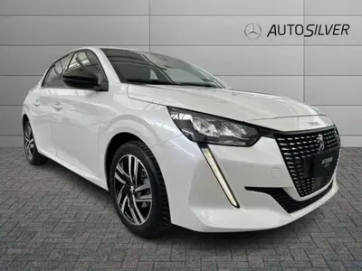 Peugeot 208 PureTech 75 Stop&amp;Start 5 porte Allure del 2022 usata a Verona