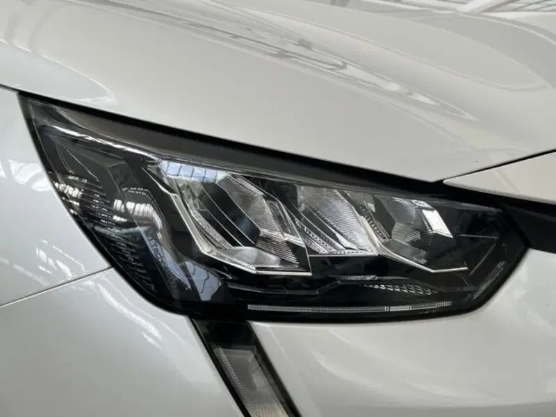 Peugeot 208 usata a Verona (17)