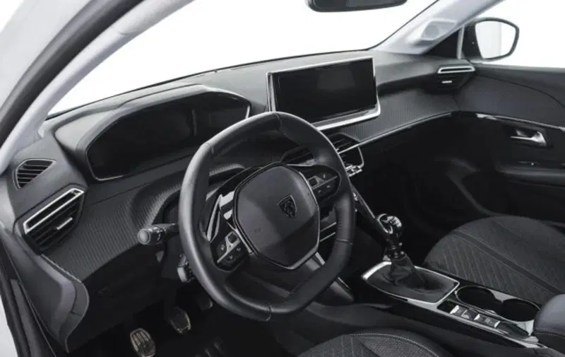 Peugeot 208 nuova a Perugia (12)
