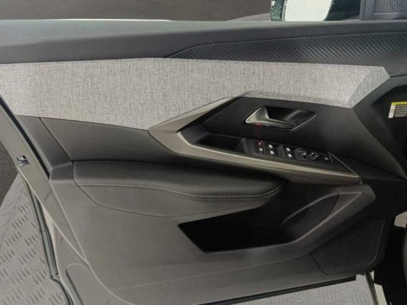 Peugeot 3008 nuova a Perugia (11)