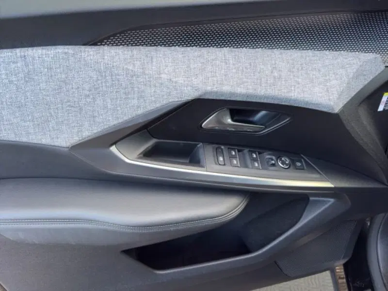 Peugeot 3008 nuova a Perugia (15)