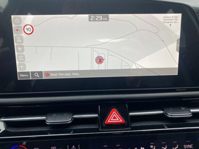 Kia Niro nuova a Perugia (12)