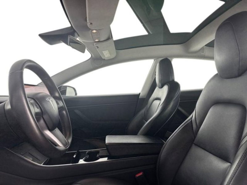 Tesla Model 3 usata a Bologna (12)