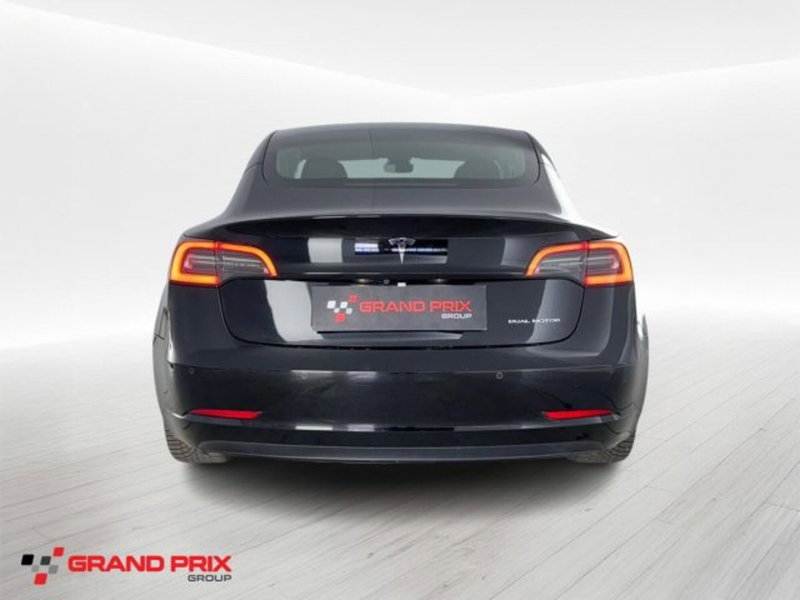 Tesla Model 3 usata a Bologna (5)