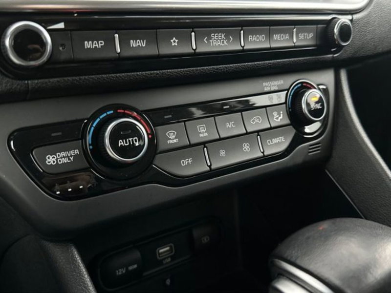 Kia Niro usata a Bologna (19)