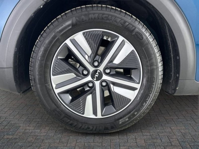 Kia Niro usata a Bologna (9)