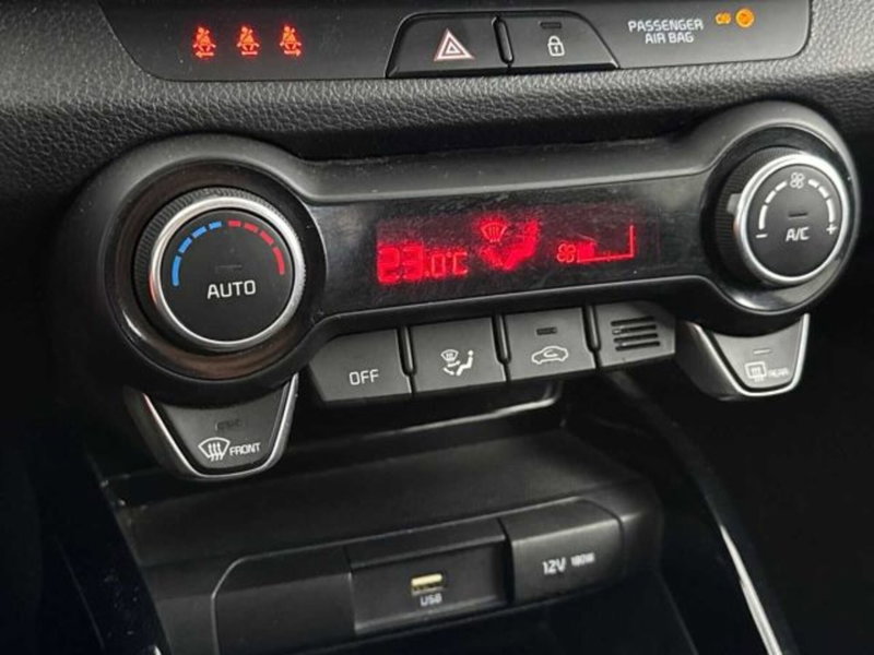 Kia Stonic usata a Bologna (18)