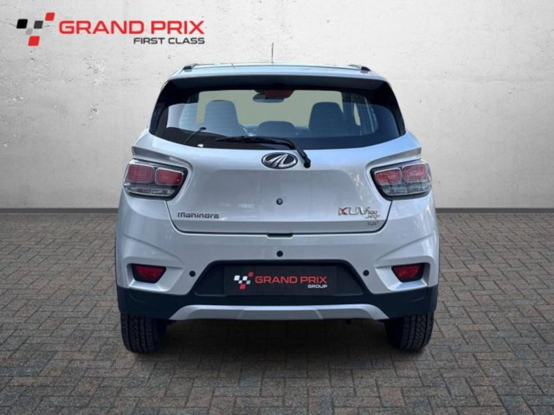 Mahindra KUV100 usata a Bologna (16)