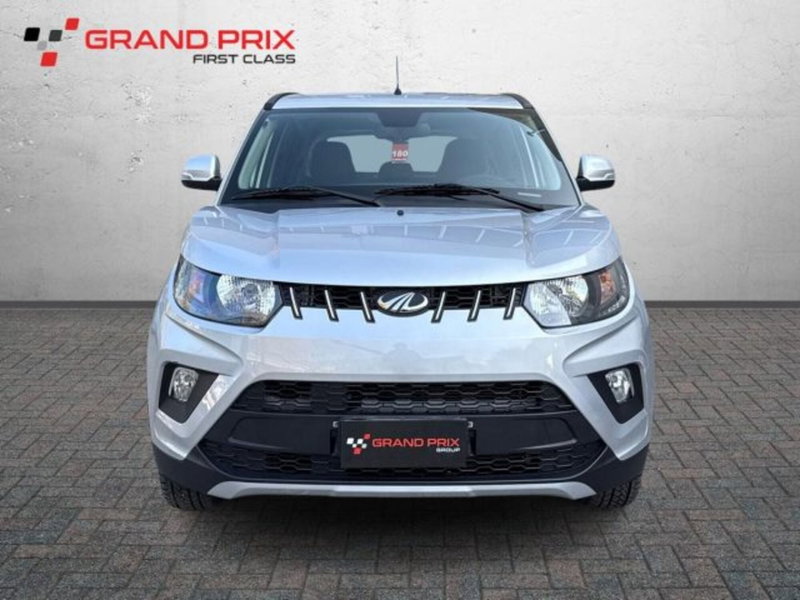 Mahindra KUV100 usata a Bologna (9)