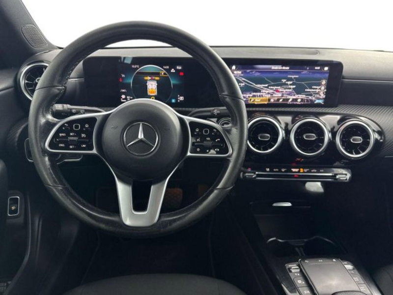 Mercedes-Benz CLA Shooting Brake usata a Bologna (13)