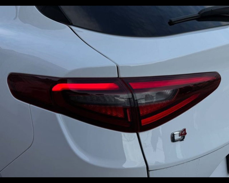 Alfa Romeo Stelvio usata a Bologna (10)