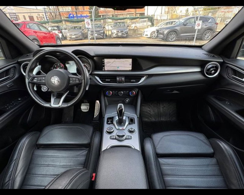 Alfa Romeo Stelvio usata a Bologna (17)