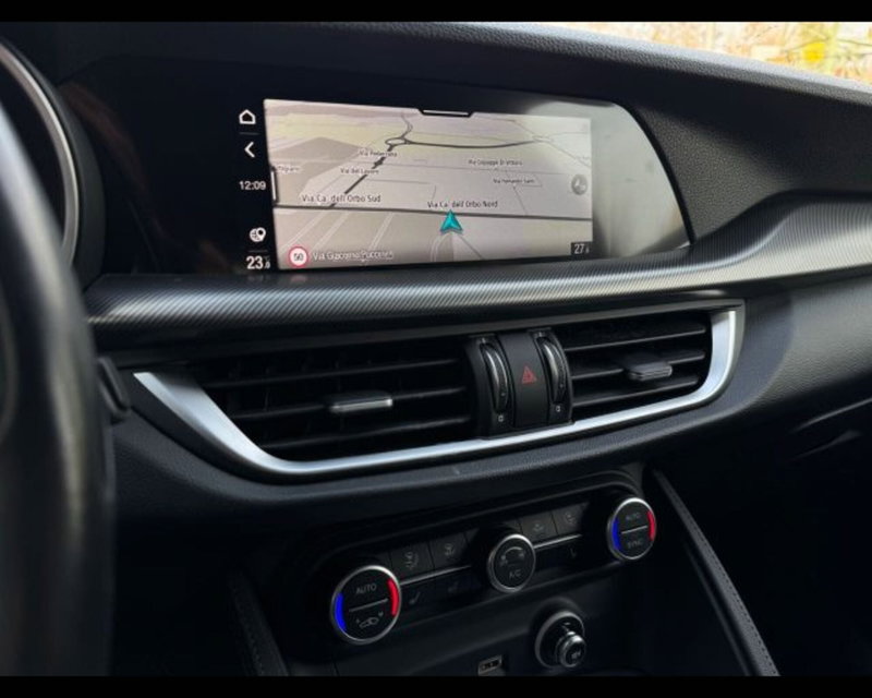 Alfa Romeo Stelvio usata a Bologna (19)