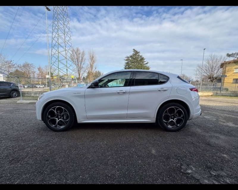 Alfa Romeo Stelvio usata a Bologna (2)