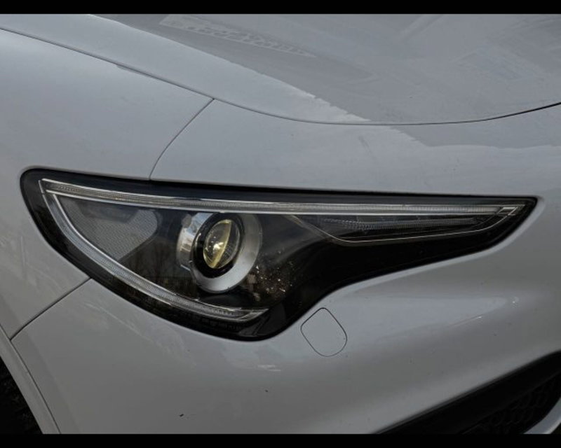Alfa Romeo Stelvio usata a Bologna (9)