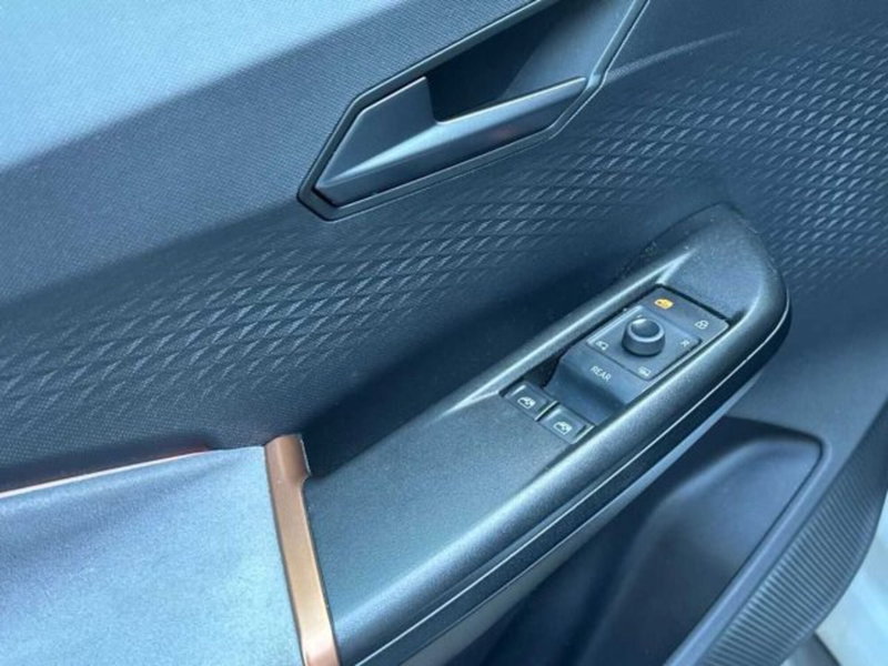 Cupra Born usata a Bologna (20)