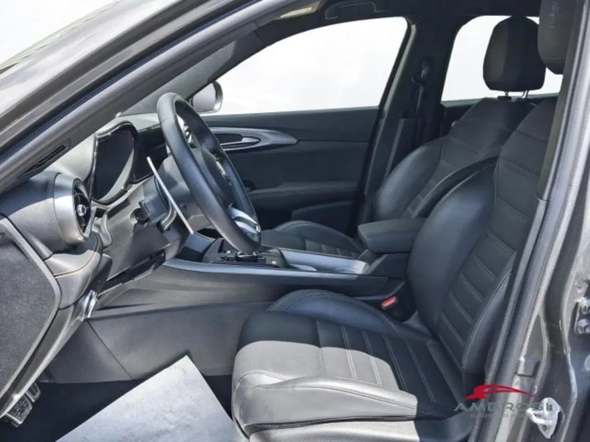Alfa Romeo Tonale usata a Perugia (10)