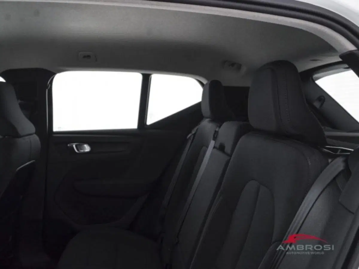 Volvo XC40 usata a Perugia (10)