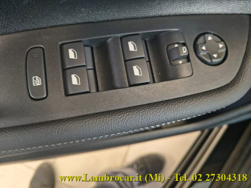 Opel Mokka nuova a Milano (10)