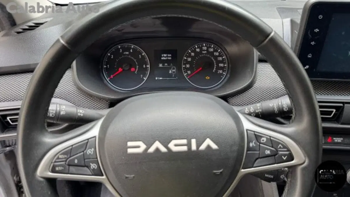 Dacia Jogger usata a Reggio Calabria (8)