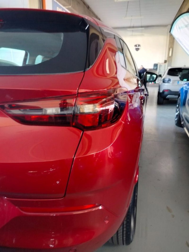 Opel Grandland nuova a Forlì-Cesena (11)