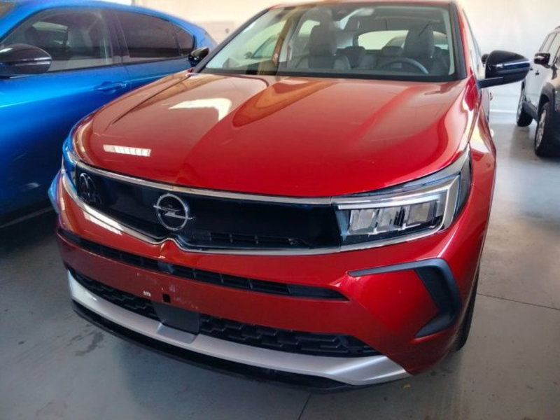 Opel Grandland nuova a Forlì-Cesena (3)