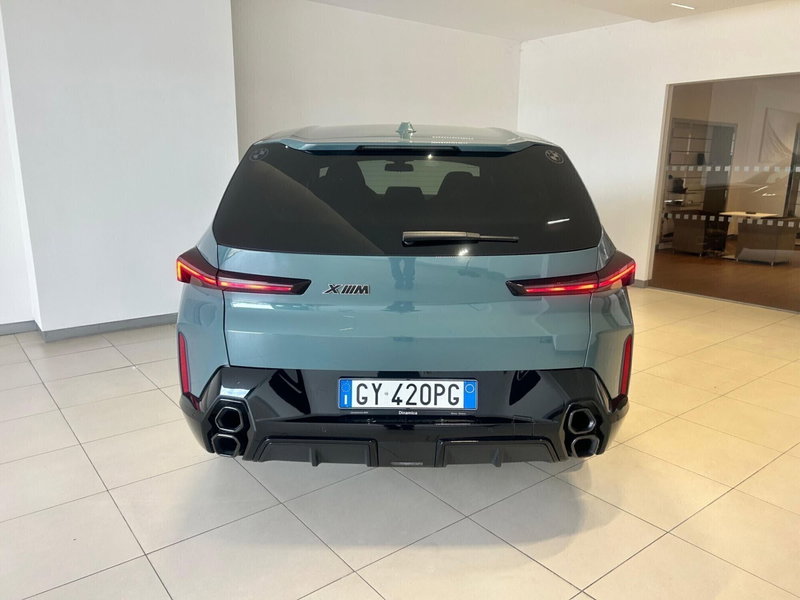 BMW XM usata a Napoli (10)
