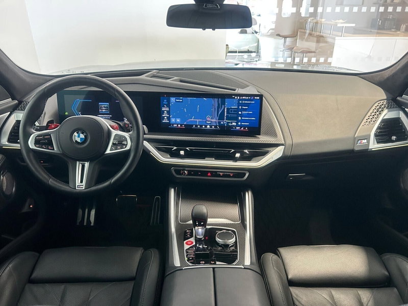 BMW XM usata a Napoli (6)