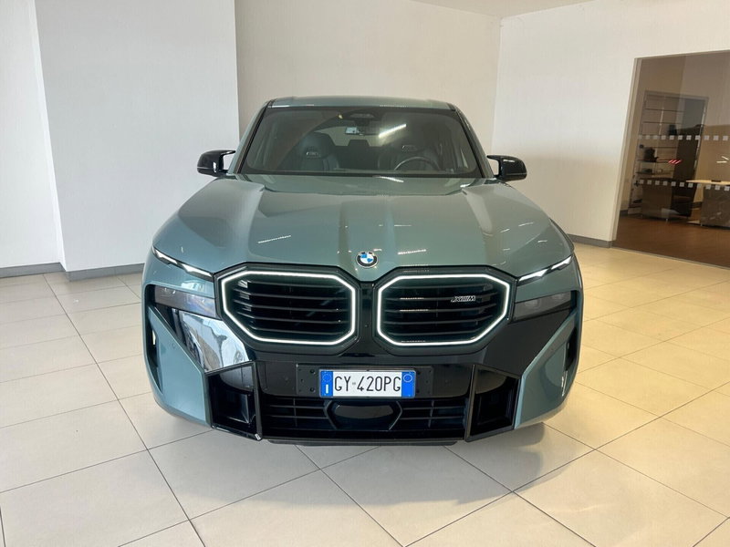 BMW XM usata a Napoli (9)