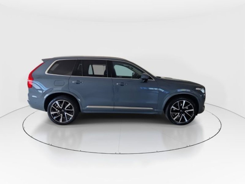 Volvo XC90 usata a Modena (9)