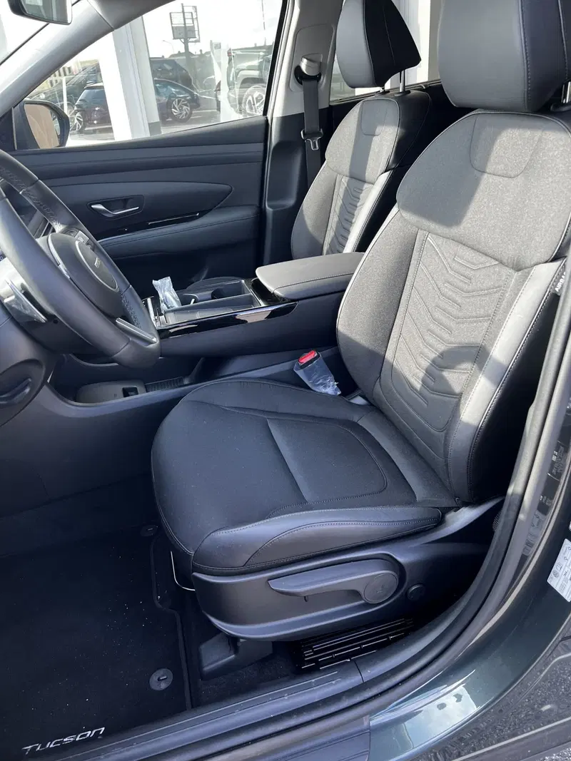 Hyundai Tucson nuova a Vercelli (9)