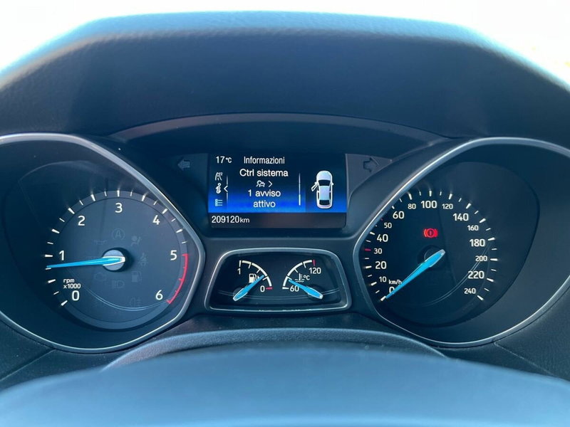 Ford Focus Station Wagon usata a Sondrio (9)