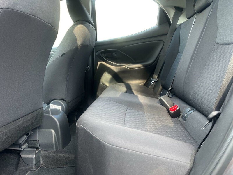 Toyota Yaris usata a Lecco (12)