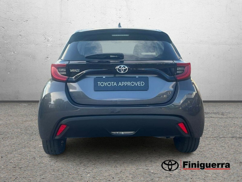 Toyota Yaris usata a Lecco (4)