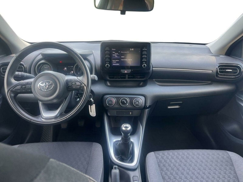 Toyota Yaris usata a Lecco (9)