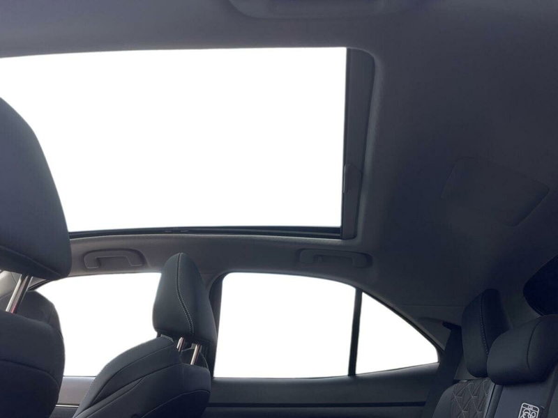 Toyota Yaris usata a Lecco (19)