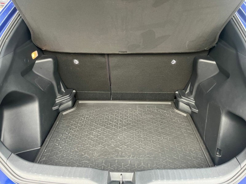 Toyota Yaris Cross usata a Sondrio (13)