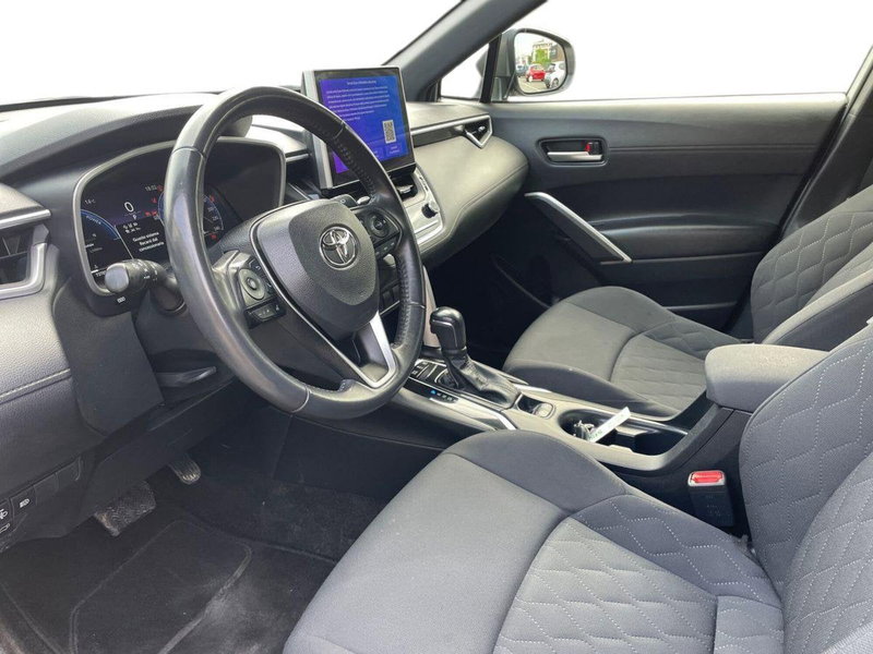 Toyota Corolla Cross Hybrid usata a Piacenza (11)