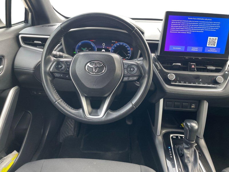 Toyota Corolla Cross Hybrid usata a Piacenza (12)