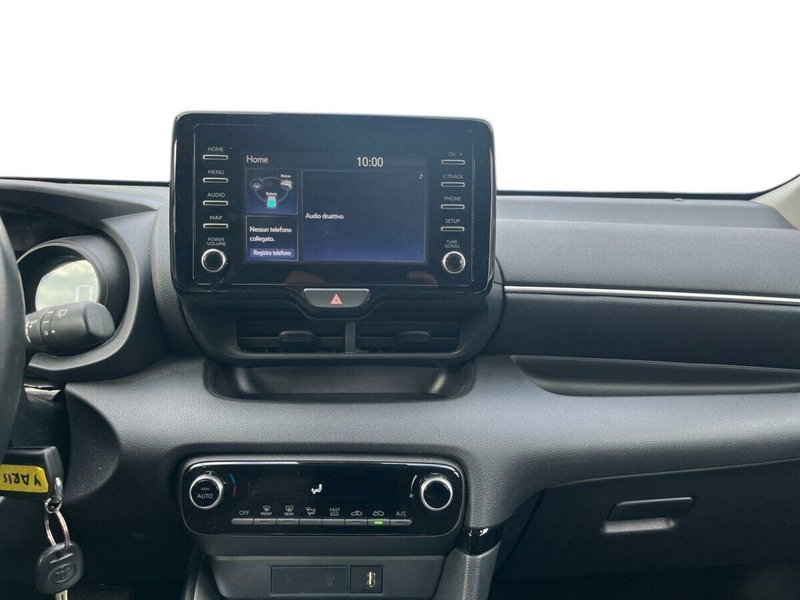 Toyota Yaris usata a Sondrio (14)