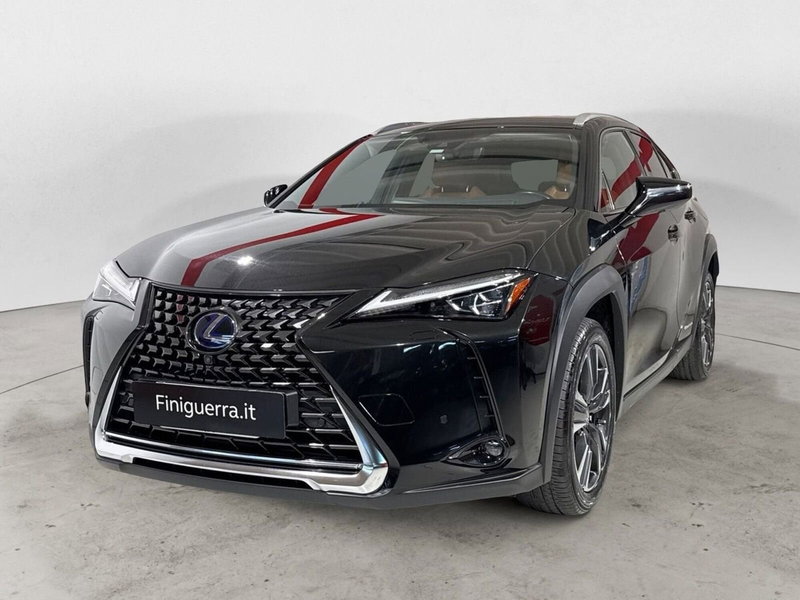 Lexus UX usata a Sondrio