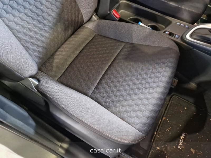 Mazda Mazda2 Hybrid usata a Salerno (13)