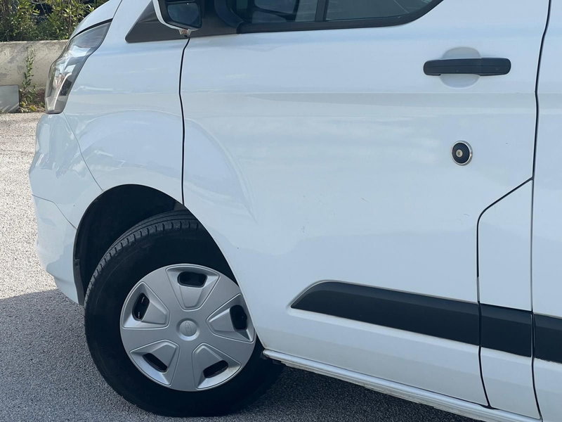 Ford Transit Custom Furgone usata a Matera (12)