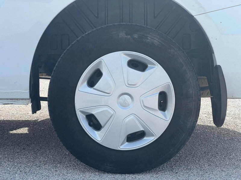 Ford Transit Custom Furgone usata a Matera (13)