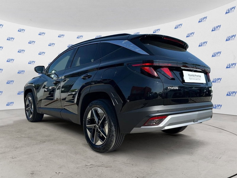 Hyundai Tucson nuova a Pistoia (4)