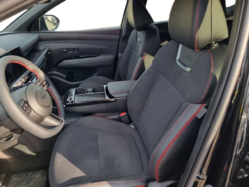 Hyundai Tucson nuova a Pistoia (9)